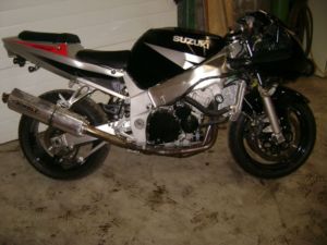 $800 GSXR 600 750cc - Sarnia Motorcycles