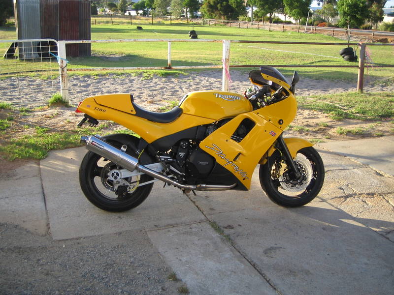 1200cc Daytona $8,000 - Perth Motorcycles