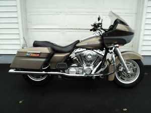  Harley-Davidson Road Glide - Moncton Motorcycles