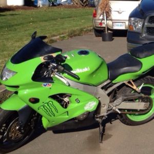 Ninja ZX 9R - Moncton Motorcycles