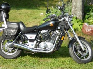 Honda Shadow 1985  - Moncton Motorcycles