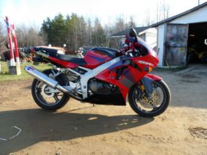  Kawasaki Ninja 1998 - Moncton Motorcycles