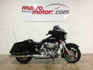 Harley-Davidson Touring STREETGLIDE  - Brantford Motorcycles