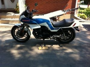 mint condition Suzuki GS 1983 - Brantford Motorcycles