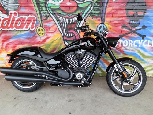Victory Hammer 2013  - Dallas Motorcycles