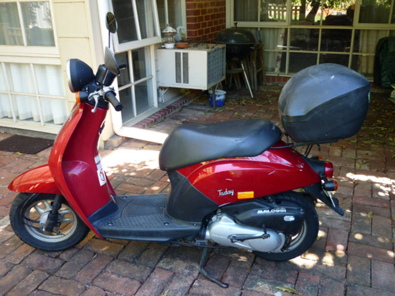 2005 Honda  50cc scooter - Adelaide Motorcycles