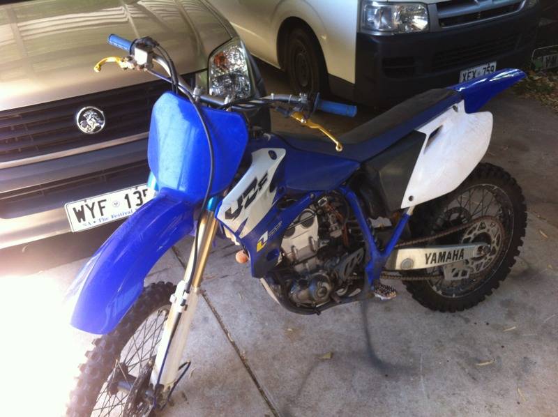 2004  new Yz 450cc  - Adelaide Motorcycles