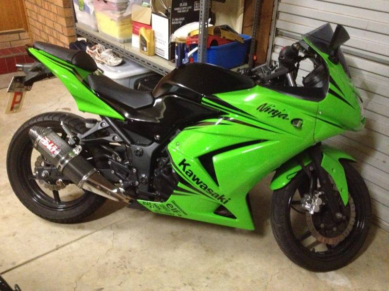 2008  Kawasaki ninja 250r green  excellent condition - Adelaide Motorcycles