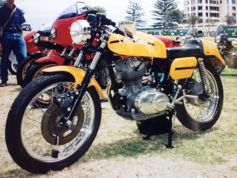 YELLOW DUCATI DESMO 250CC  - Adelaide Motorcycles