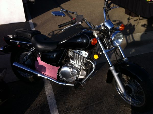  Suzuki GZ 250  2001 - Fresno Motorcycles