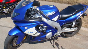 2000 Yamaha YZF-R600 - Saint John Motorcycles