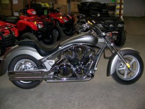 Honda VTX 1300 Stateline  - Ottawa Motorcycles