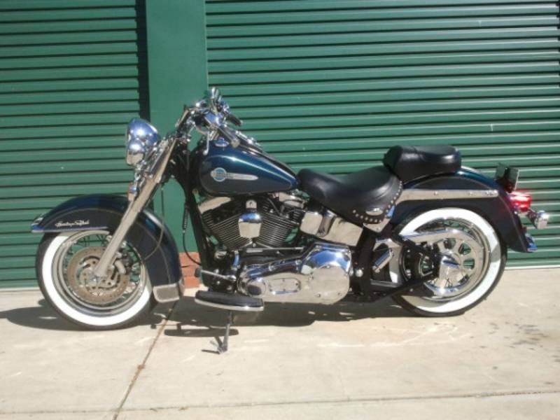 HARLEY DAVIDSON HERITAGE SOFTAIL RARE FUEL INJECTED - Adelaide Motorcycles