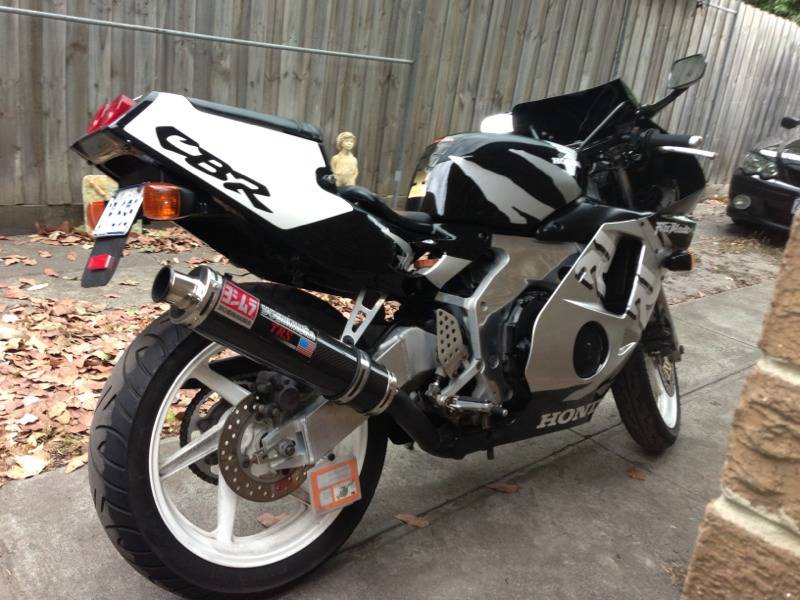 legal bike  Honda cbr 250rr - Melbourne Motorcycles