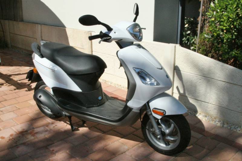 Excellent condtion  As New  Piaggio Fly 150cc - Perth Motorcycles