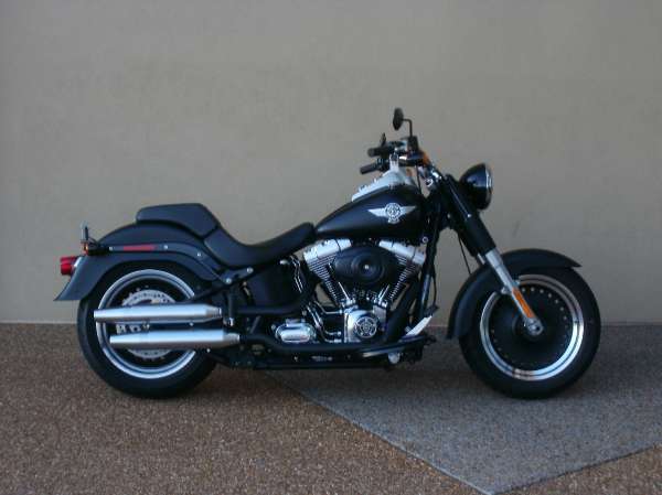  Harley-Davidson FLSTFB   2011 - Memphis Motorcycles