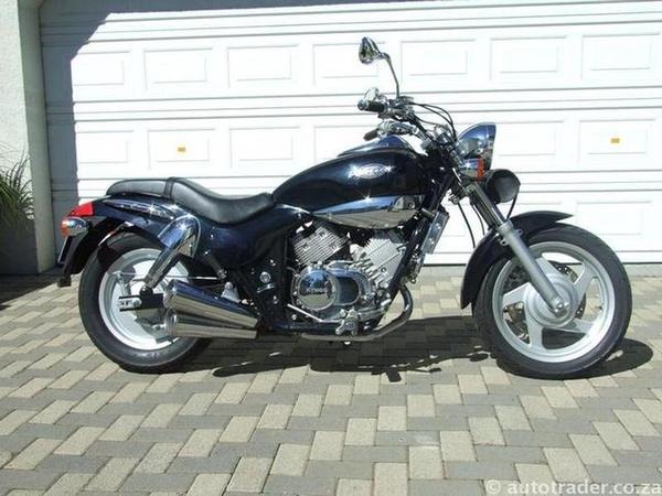 Kymco Vennox 250 - Boksburg Motorcycles