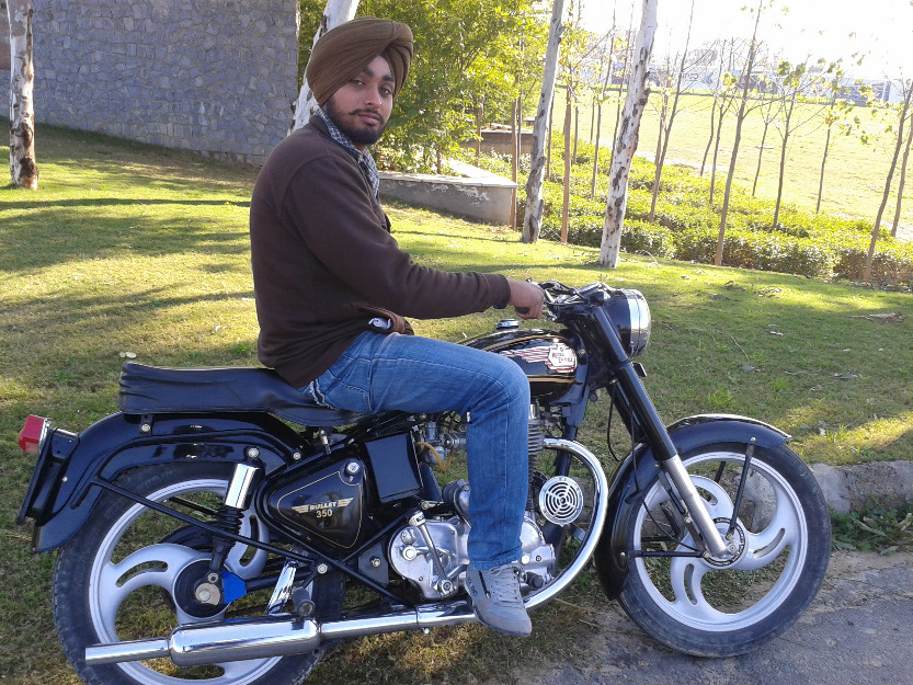 Royal Enfield   2005 - Ludhiana Motorcycles