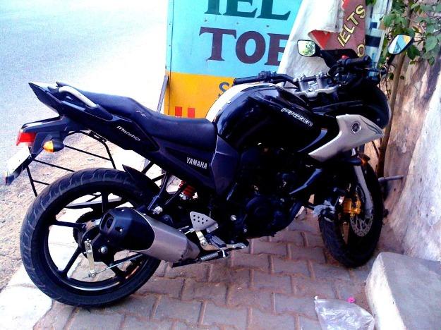 Yamaha  fazer  2012 - Jaipur Motorcycles