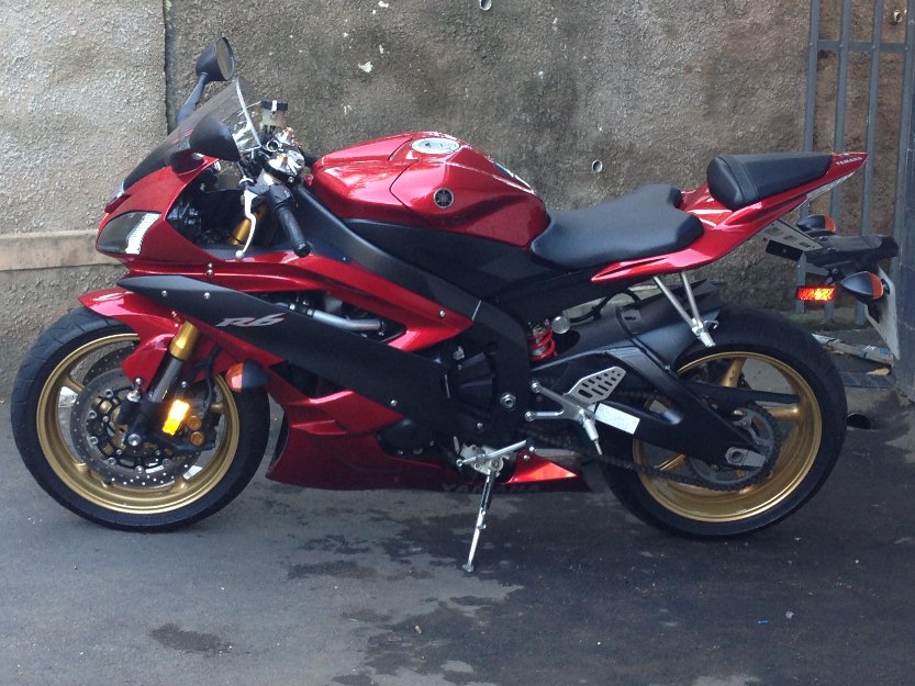 Excellent condition Yamaha yzf-r6  - Durban Motorcycles