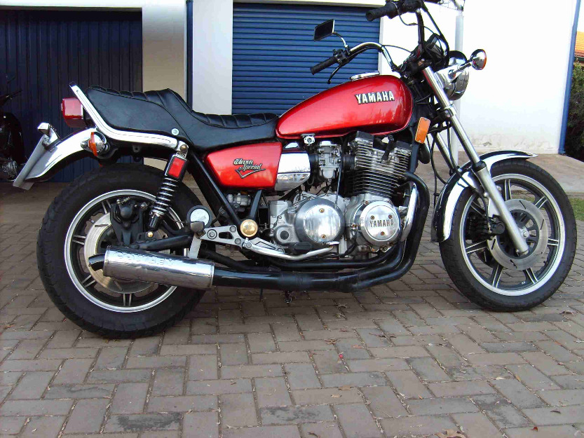 Red Eleven Special Yamaha  - Middelburg Motorcycles