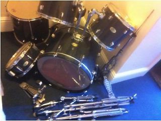 Superb Pearl Forum Series 5 Piece Drum Kit  - London Musical Instruments