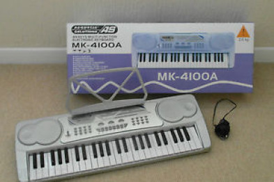 Electronic Keyboard - Dublin Musical Instruments