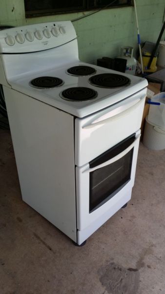 Oven upright - Brisbane Home Appliances