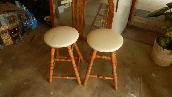 oak stools - Chicago Furniture