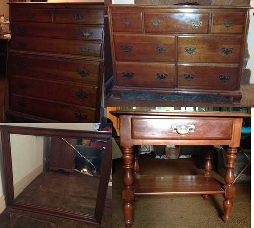 FURNITURE / SEWING MACHINE(S) / HOUSE ITEMS - Chicago Furniture