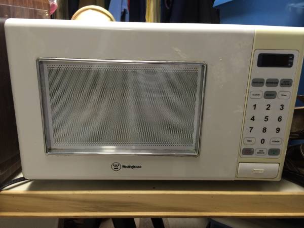 Westinghouse microwave - Chicago Furniture