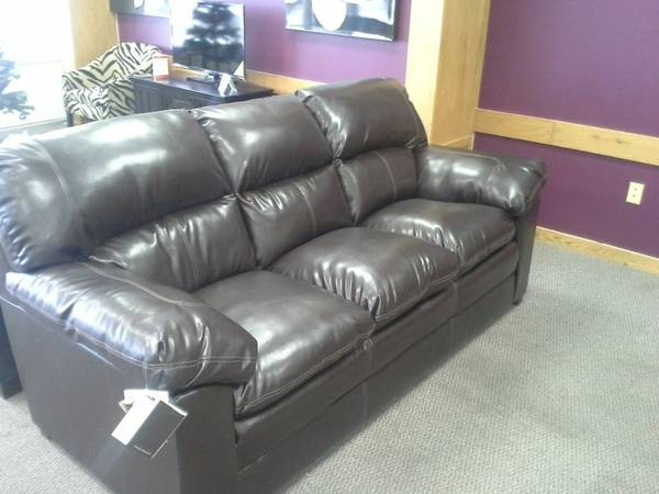 LEATHER SOFA NEW - Chicago Furniture