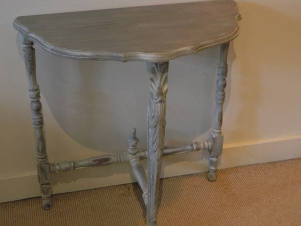 Accent Table  - Chicago Furniture