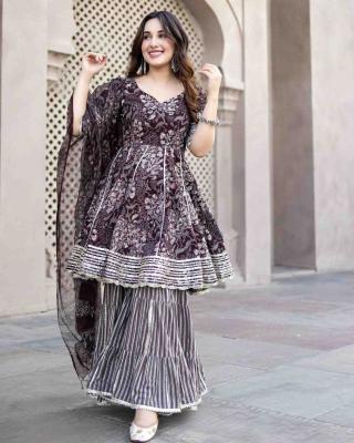 Buy Exquisite Ranasthambh Suit Set for Women Online