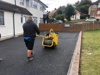 Tarmac Driveways in Cheshunt: Combining Durability and Functionality - London Construction, labour