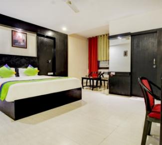 Book Hotel Rooms in Lucknow