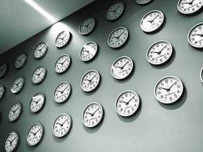 Best Analog Clock in Singapore - Singapore Region Interior Designing