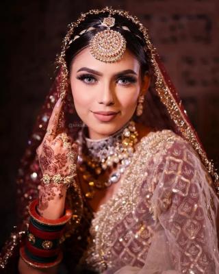 Best Makeup Artist in Lucknow - Lucknow Professional Services