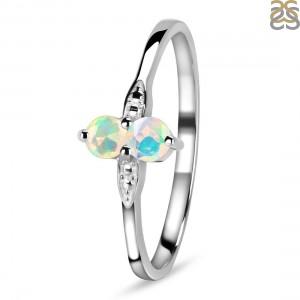Amazing Ways To Style Your Opal Ring - New York Jewellery