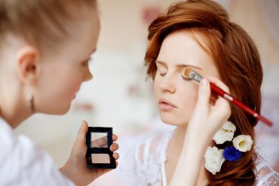 Makeup Artist In Lucknow - Lucknow Other