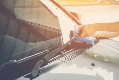 BodyCoat offers Best Car Windscreen Cleaner Service in Bangalore