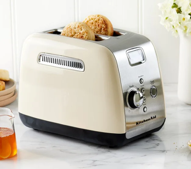 Explore the finest toasters available for online shopping.