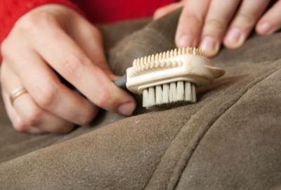 Professional Sofa Upholstery Cleaning: Book Now for Savings - Singapore Region Professional Services