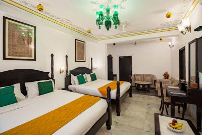 Best Restaurants In Udaipur - Jaipur Hotels, Motels, Resorts, Restaurants
