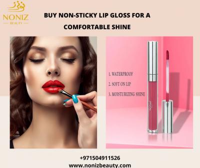 Buy Non-Sticky Lip Gloss For A Comfortable Shine