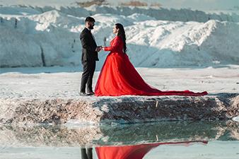 Capturing Timeless Moments: Anniversary Photo Shoots in Delhi with Cine30