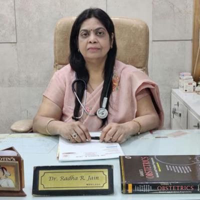 Best Gynecologist in East Delhi – Dr. Radha Jain