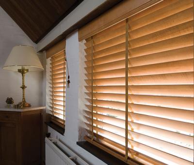 Get Wooden Venetian Blinds In Your Choice Of Design And Colour