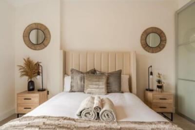 Luxury Vacation Rentals - London Other