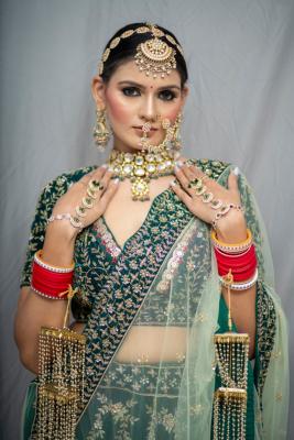 Bridal Makeup Salon In Shalimar Bagh | Top Bridal Salon in Shalimar Bagh - Delhi Electronics